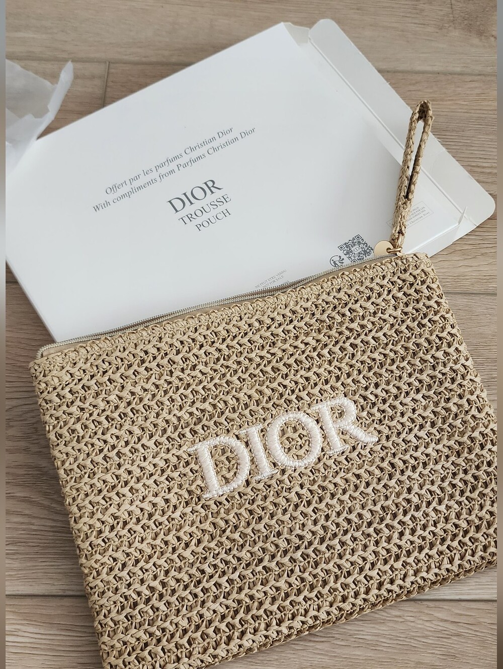 NEW Christian Dior Raffia Woven Straw Cosmetic Pouch Clutch Bag New With Box - Picture 4 of 4